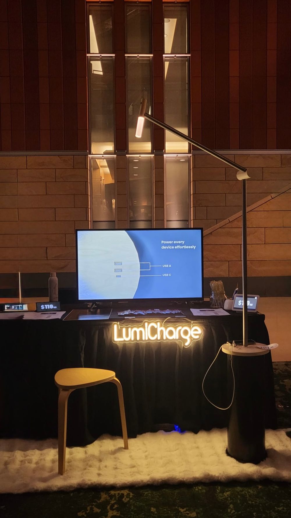 Tradeshow booth for Lumicharge